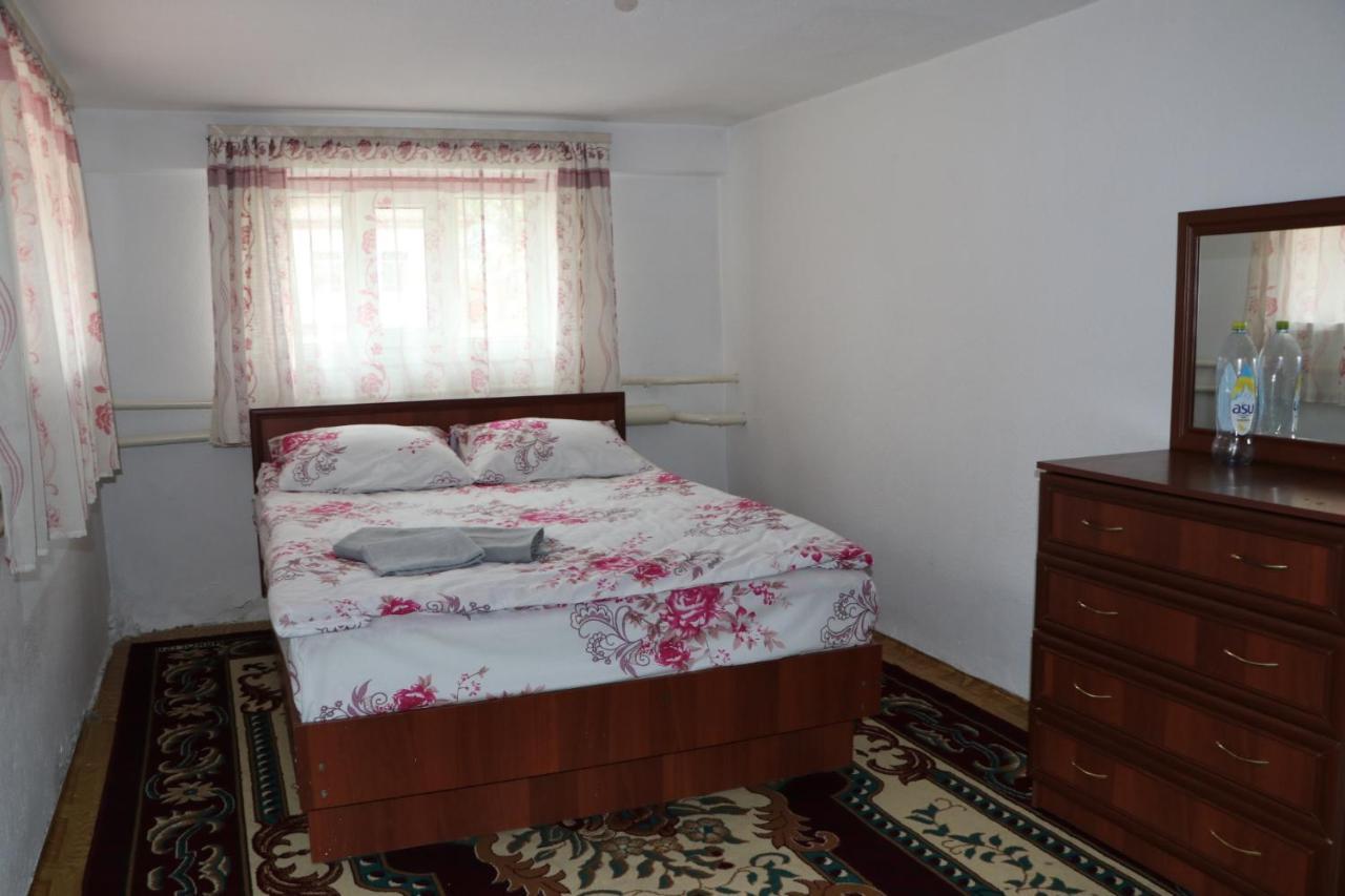 Guest House Baiel Bokonbayevo Buitenkant foto