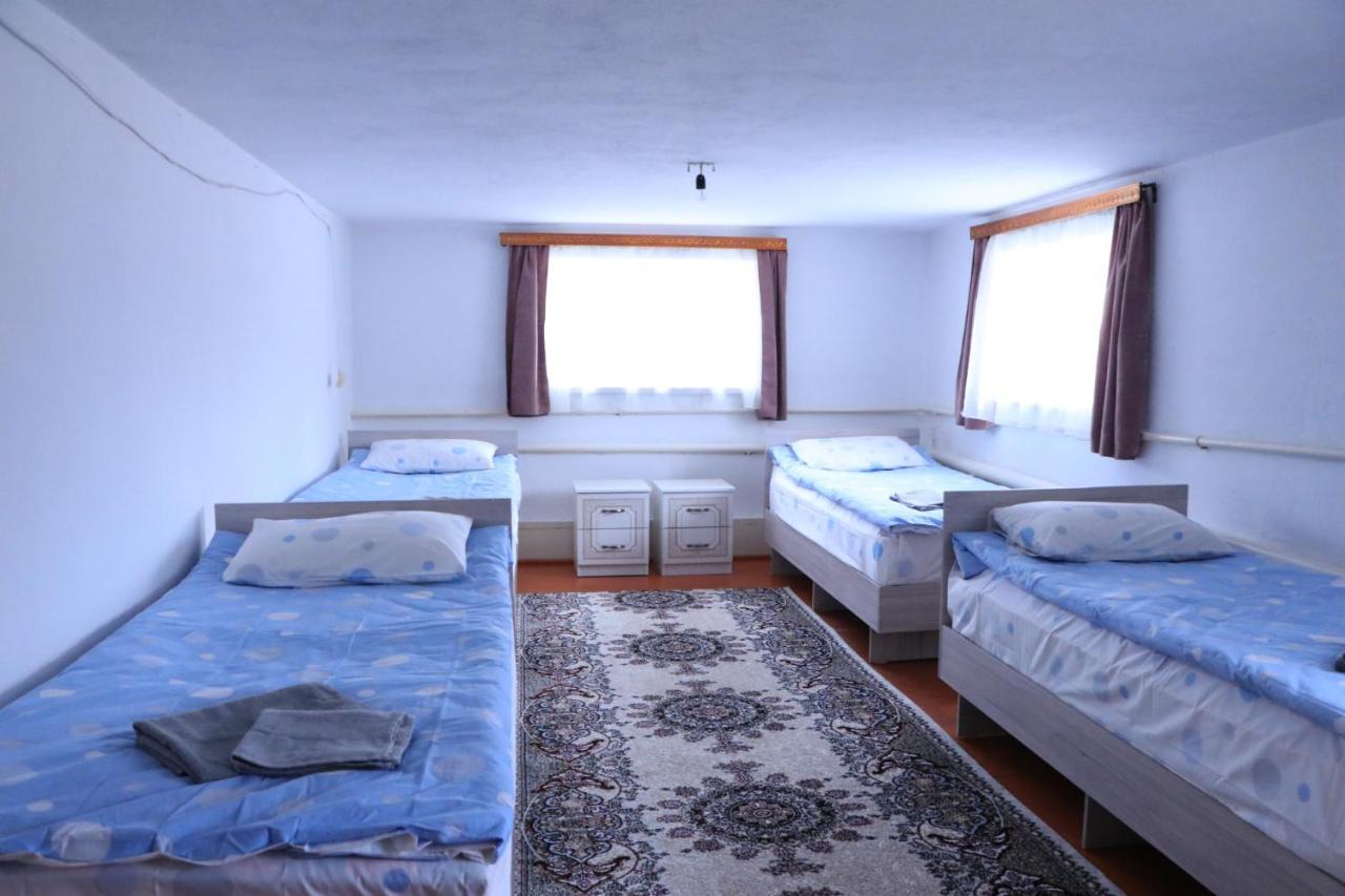Guest House Baiel Bokonbayevo Buitenkant foto